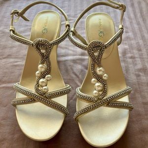 Andrew Geller Allisandra Sandal
